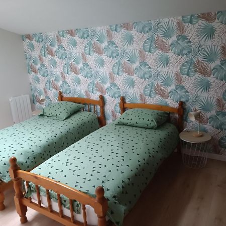 Charmante Maison En Pierres Sainte-Radégonde-des-Noyers Kültér fotó